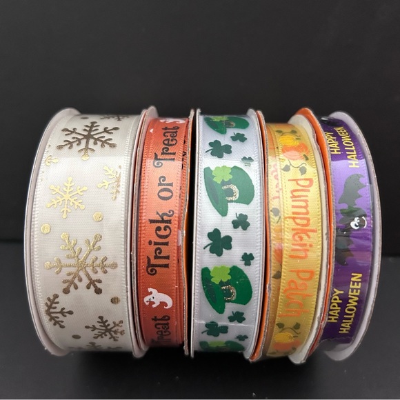 Lot of 5 rolls of ribbons (Halloween, St. Patrick Day, pumpkin, snowflake..) - Picture 2 of 7